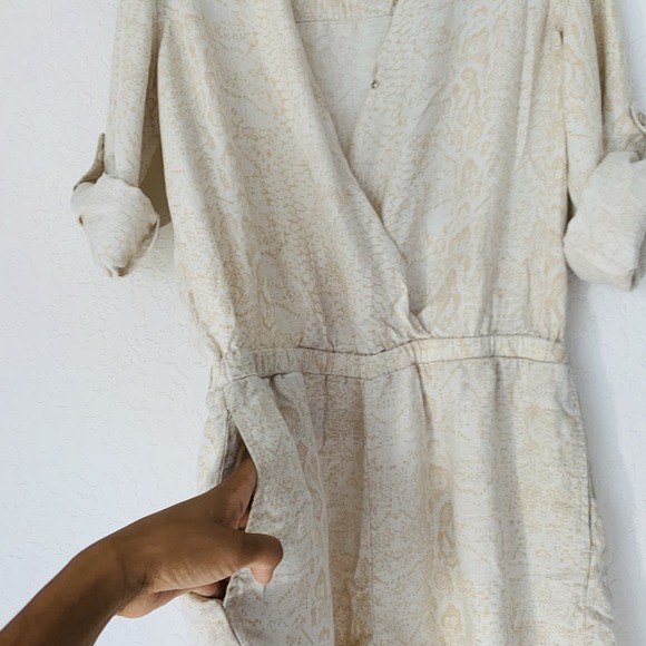 Anthropologie Cloth Stone Dahl Romper M Beige Linen Snakeskin Boho Festival Chic - Picture 8 of 12